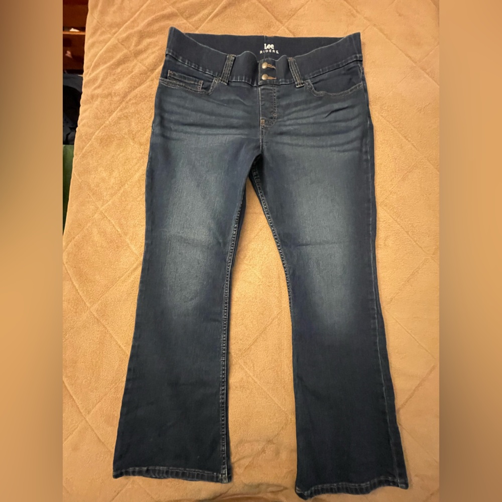 Lee Riders pull on boot cut jeans size 16p